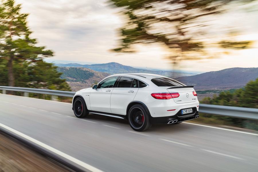  Mercedes-AMG GLC63 S 4Matic+ Coupe (C253) 2017 года  (WW) (фото 6 из 63)